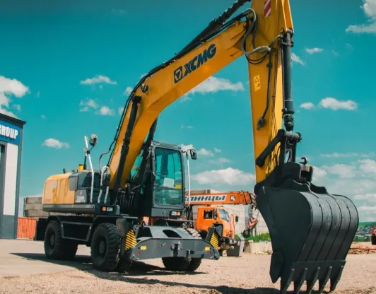 Экскаватор полноповоротный